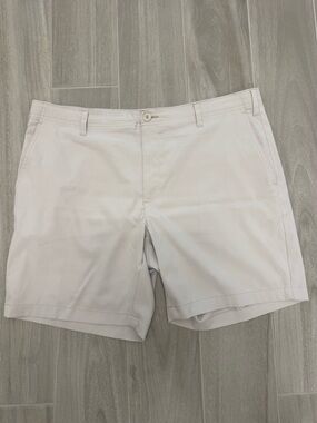 Men's bcg Classic Lightweight Chino Shorts